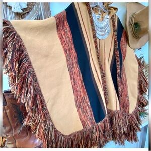 Western Chief Tan and Black Cape with Fringe